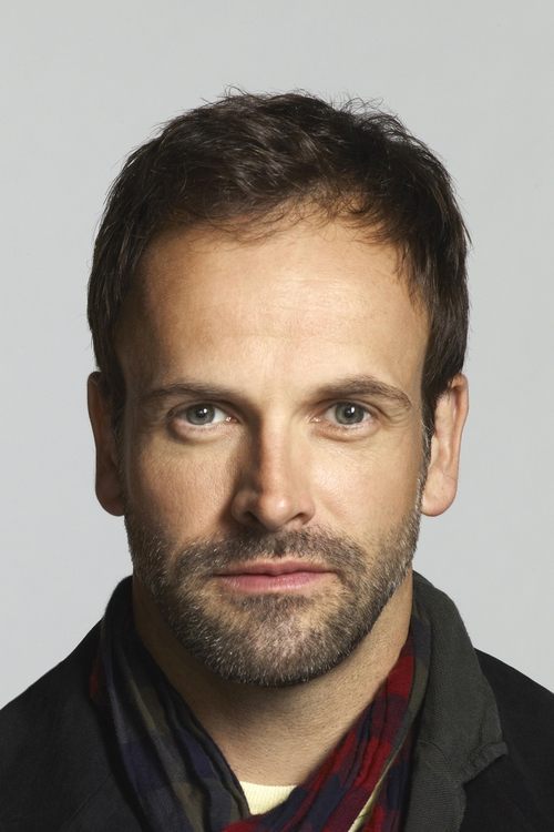 Porträt von Jonny Lee Miller