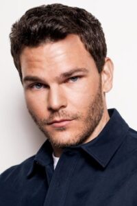 Porträt von Josh Helman