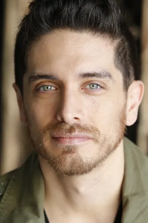 Porträt von Josh Keaton