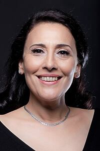 Porträt von Julia Kassar