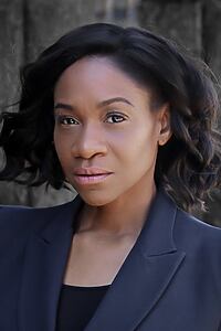 Porträt von Karen Bryson