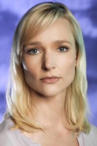 Porträt von Kari Matchett