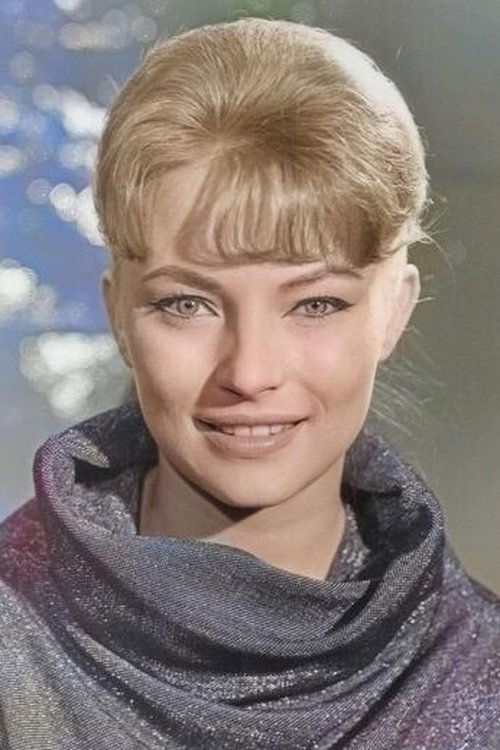 Porträt von Karin Baal