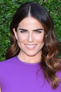 Porträt von Karla Souza