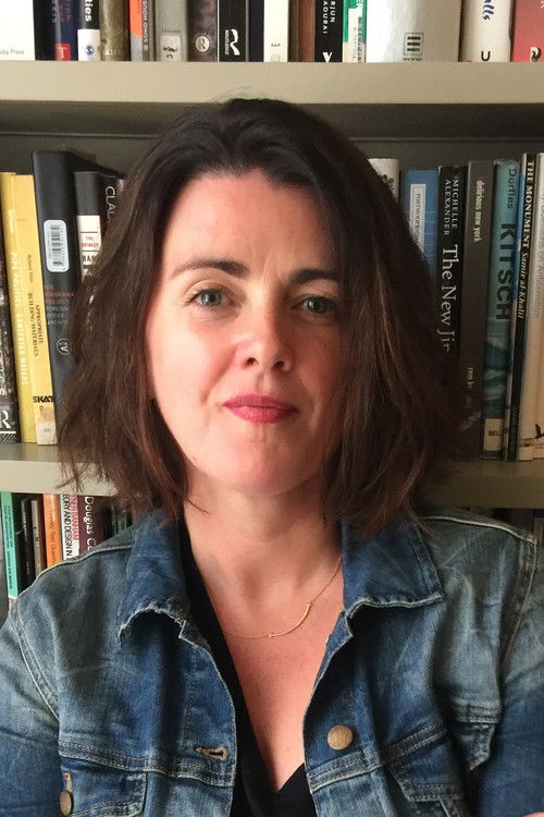 Porträt von Kelly Valentine Hendry