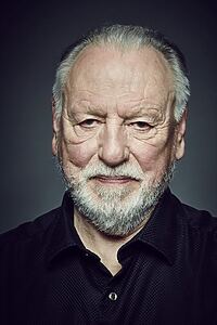 Porträt von Kenneth Cranham