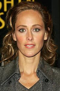 Porträt von Kim Raver