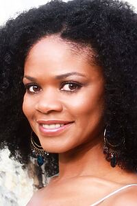 Porträt von Kimberly Elise