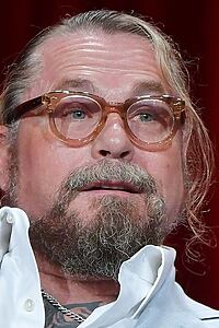 Porträt von Kurt Sutter