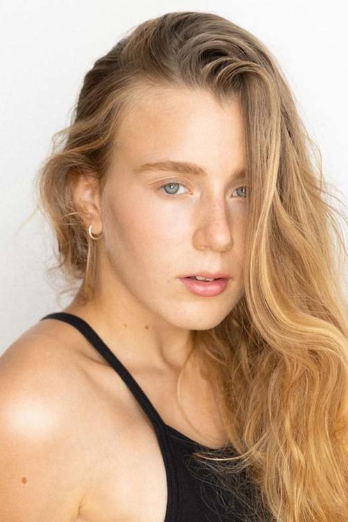 Porträt von Lara Boedo