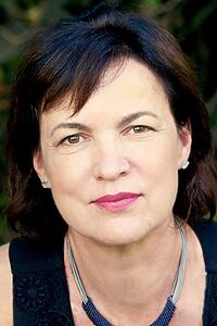 Porträt von Laura Harrington