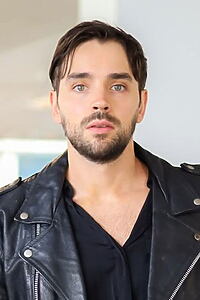 Porträt von Leo Deluglio
