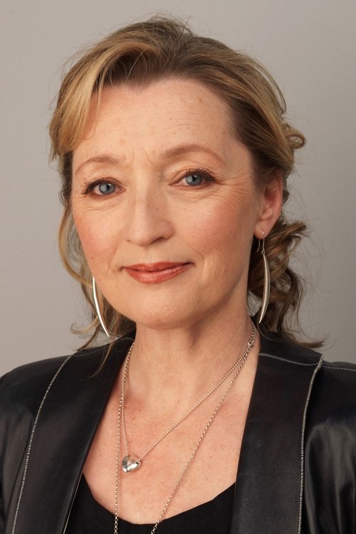 Porträt von Lesley Manville