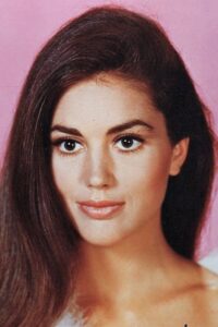 Porträt von Linda Harrison