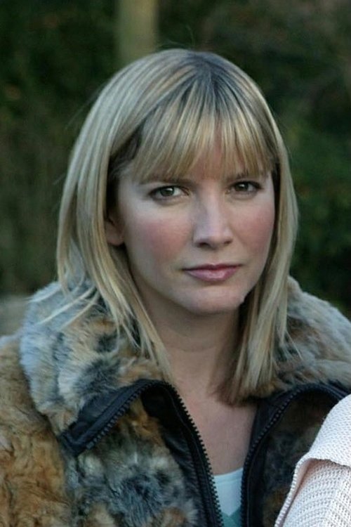 Porträt von Lisa Faulkner