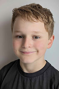 Porträt von Logan Sawyer