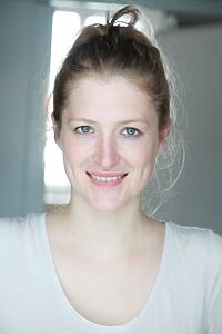 Porträt von Lola Klamroth