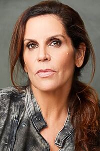 Porträt von Lori Alan