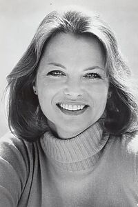 Porträt von Louise Fletcher