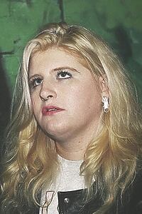 Porträt von Louise Weard