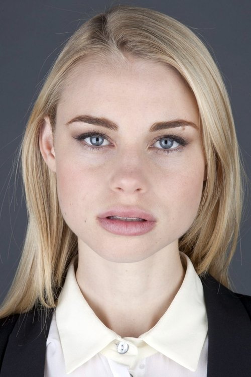 Porträt von Lucy Fry