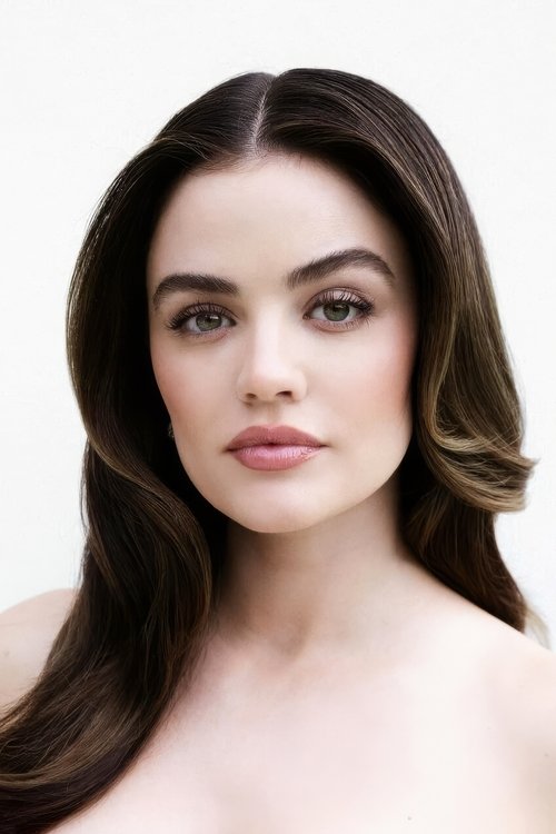 Porträt von Lucy Hale