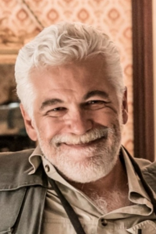 Porträt von Luis Estrada