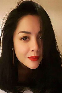 Porträt von Lulu Tobing