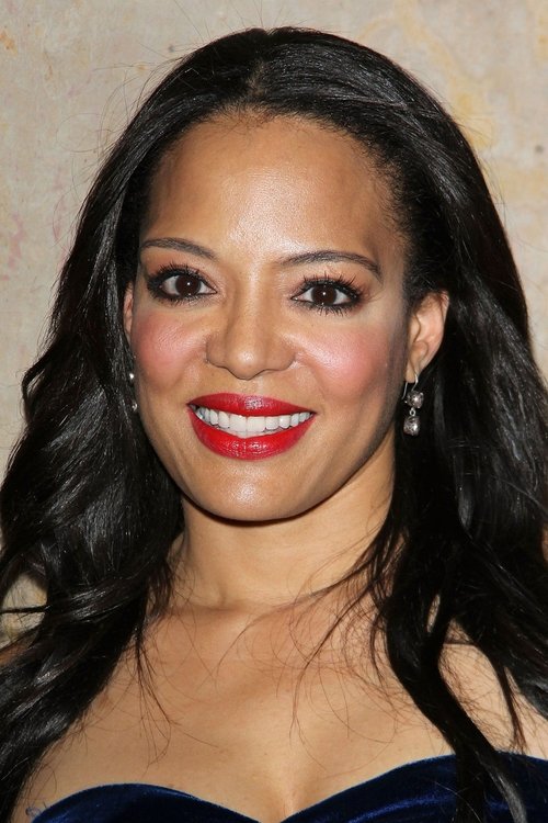Porträt von Luna Lauren Vélez