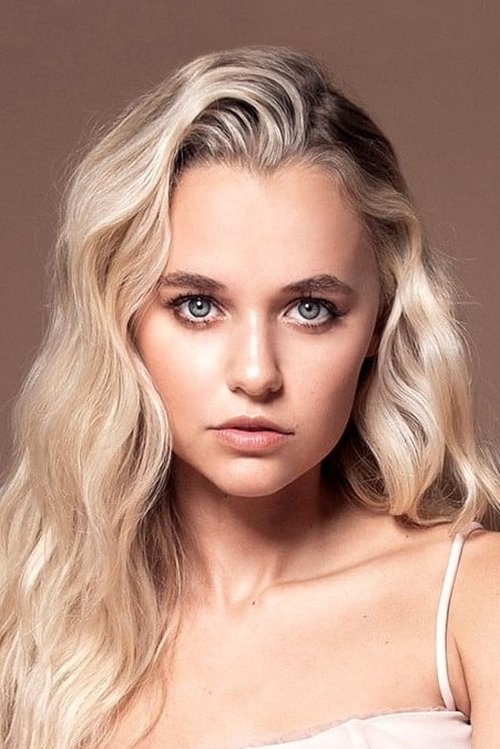 Porträt von Madison Iseman