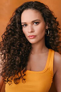 Porträt von Madison Pettis