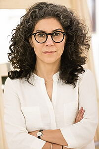 Porträt von Mahnaz Mohammadi