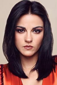 Porträt von Maite Perroni