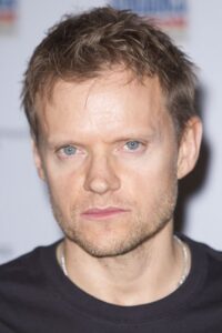 Porträt von Marc Warren
