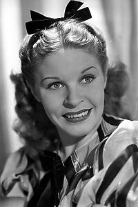 Porträt von Martha Raye
