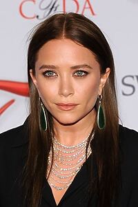 Porträt von Mary-Kate Olsen
