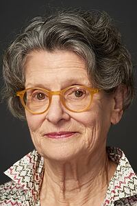 Porträt von Mary Louise Wilson