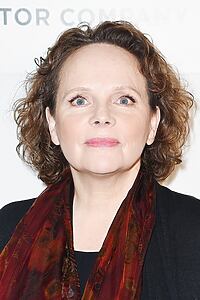 Porträt von Maryann Plunkett