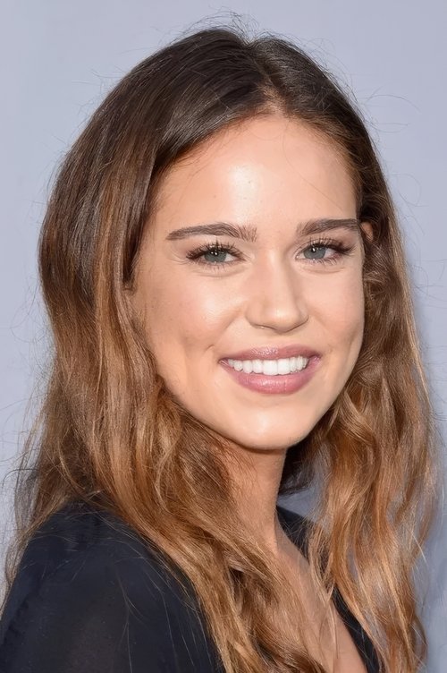 Porträt von Matilda Lutz