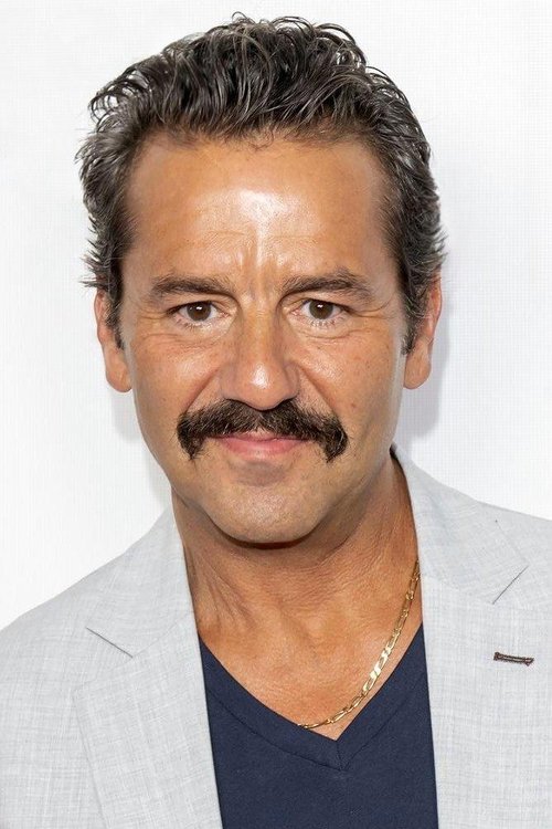 Porträt von Max Casella
