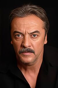 Porträt von Mesut Akusta