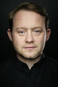 Porträt von Michael Jibson