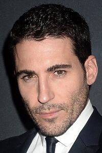 Porträt von Miguel Ángel Silvestre