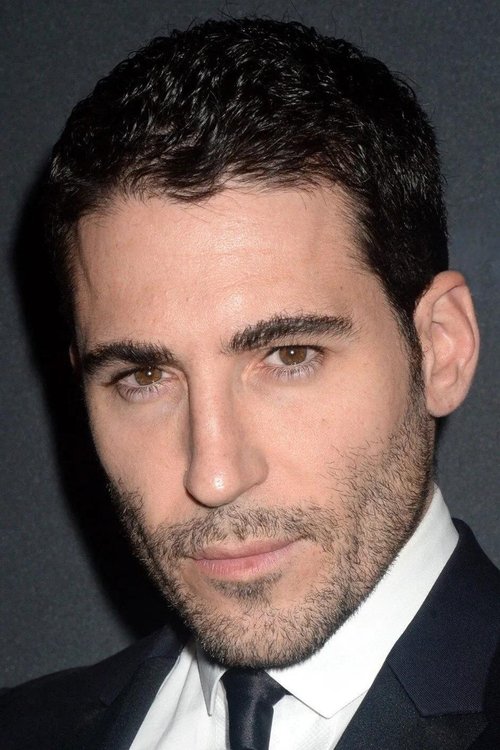 Porträt von Miguel Ángel Silvestre