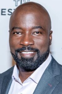 Porträt von Mike Colter