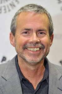 Porträt von Mike Scully