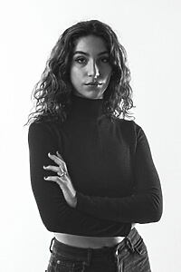 Porträt von Mila Cadonik