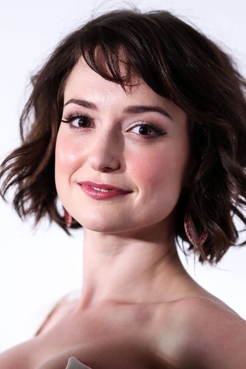 Porträt von Milana Vayntrub