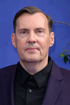 Porträt von Miles Millar