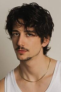 Porträt von Milo Manheim